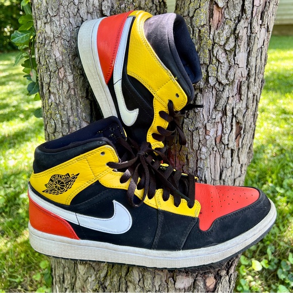 Nike Air Jordan Size 8.5 Men Red, Black and Yellow - Picture 1 of 16